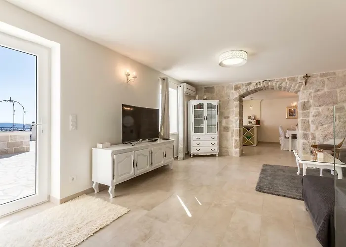 Nareste * 杜基拉特