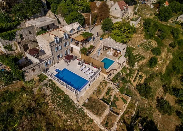 Nareste Vila