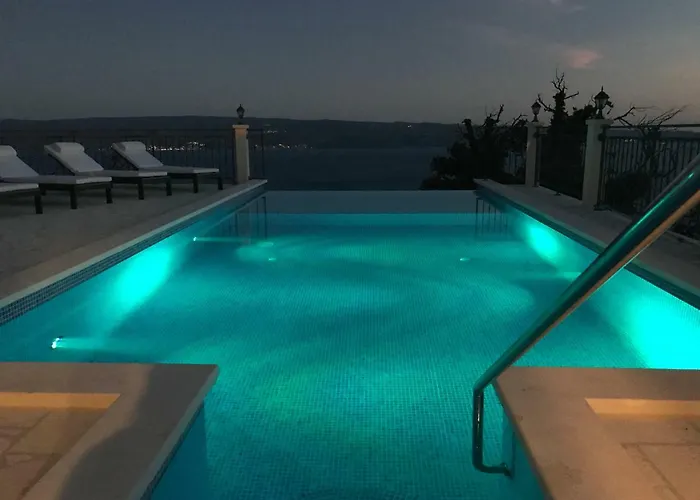 Villa Nareste *
